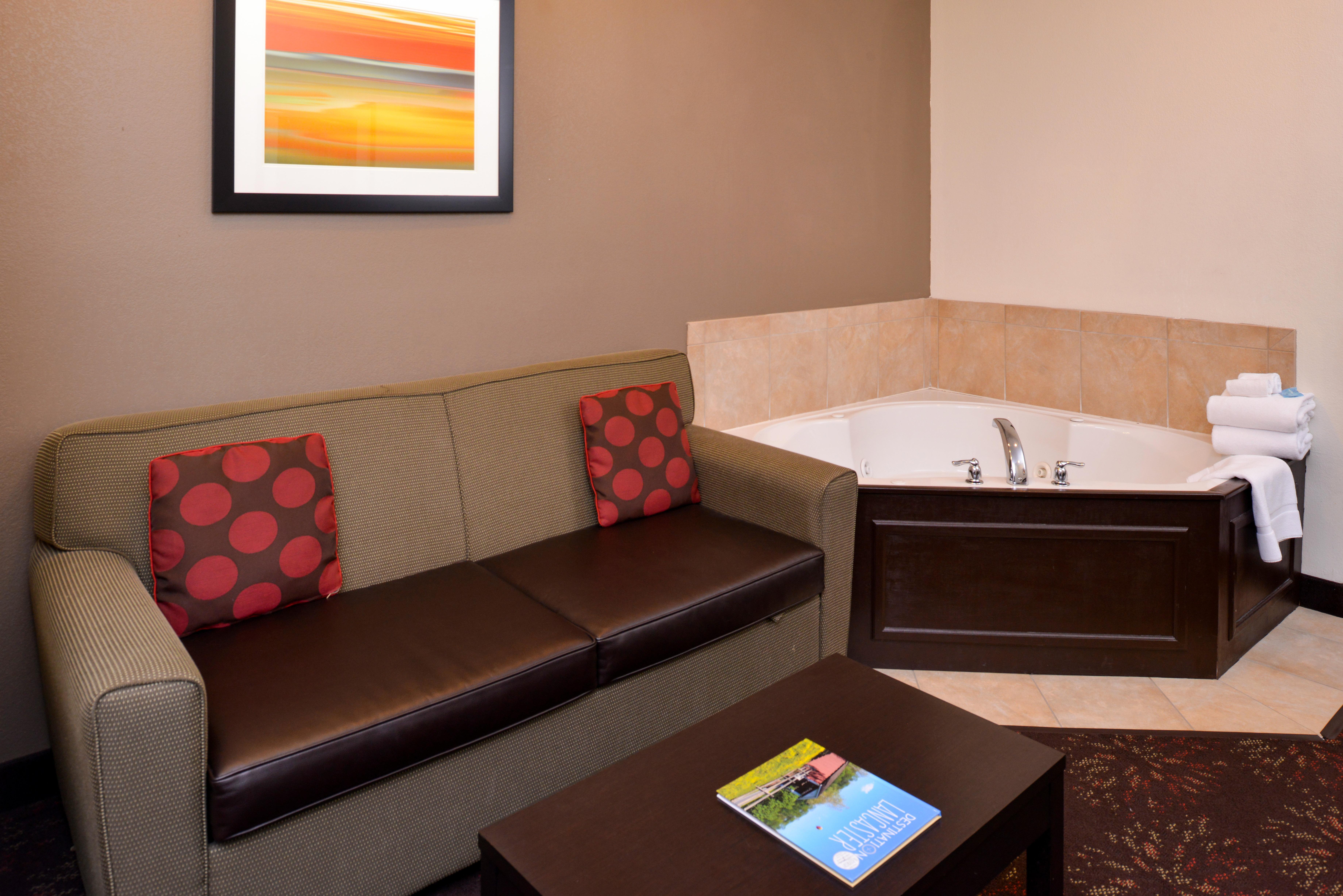Holiday Inn Express Hotel & Suites Lancaster-Lititz By Ihg Экстерьер фото