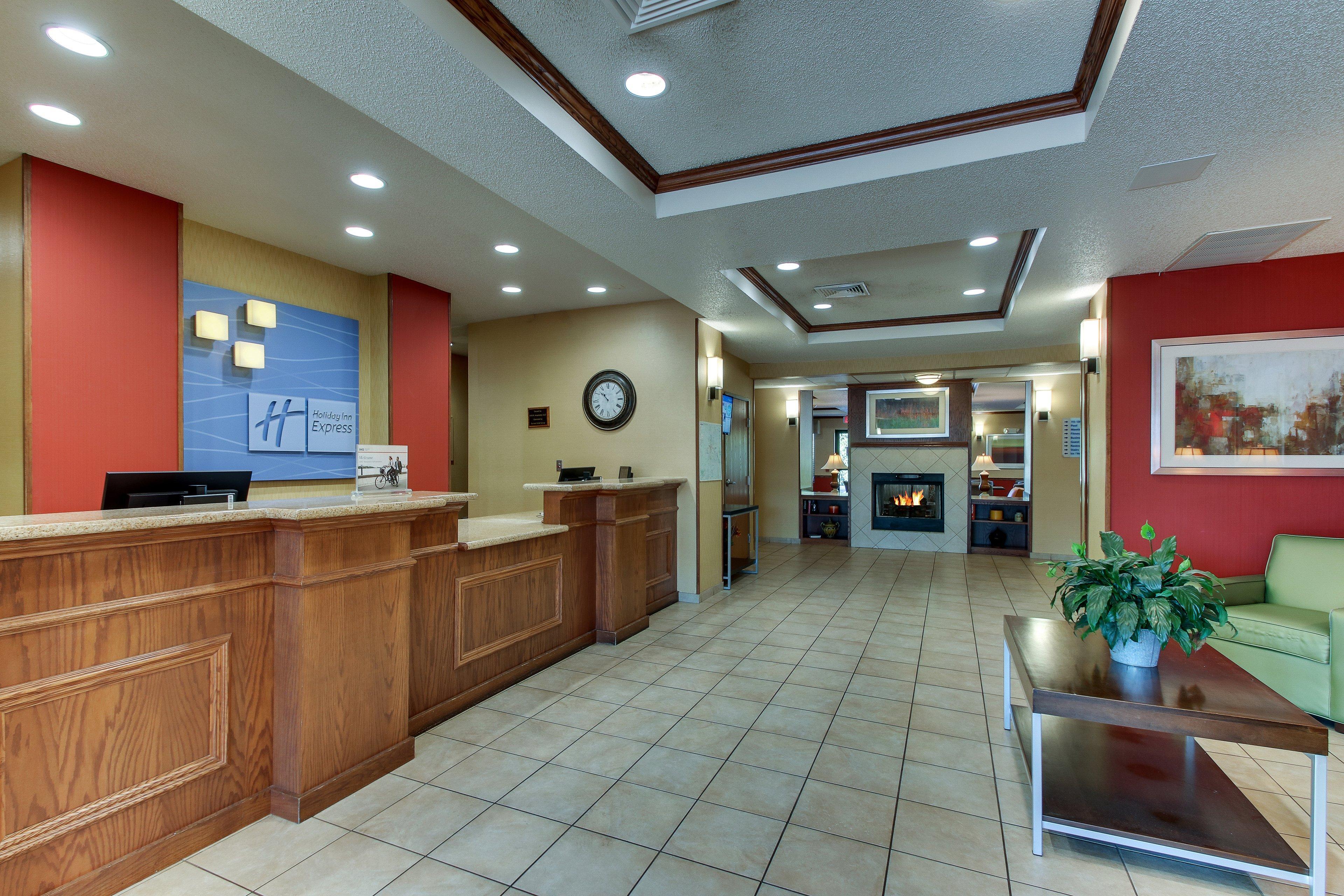Holiday Inn Express Hotel & Suites Lancaster-Lititz By Ihg Экстерьер фото